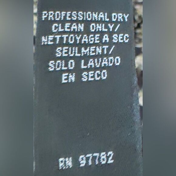 Jill Jill Stuart Sleeveless Spaghetti Strap Black Floral Kiera Ruffle Gown. 6. - Picture 9 of 11